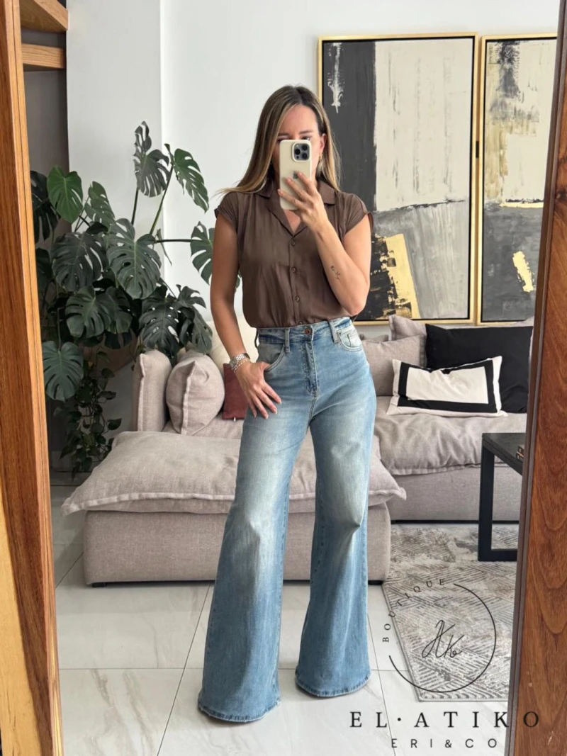 Blusa basica botones