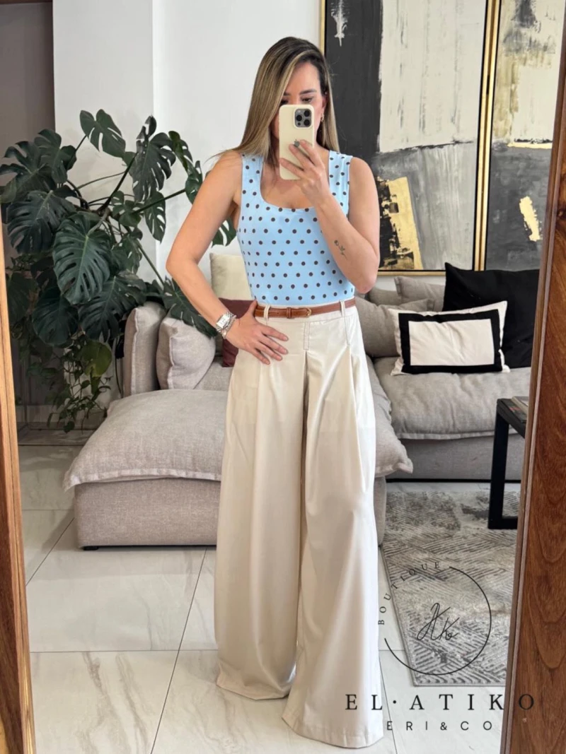 Body azul lunares cafés 