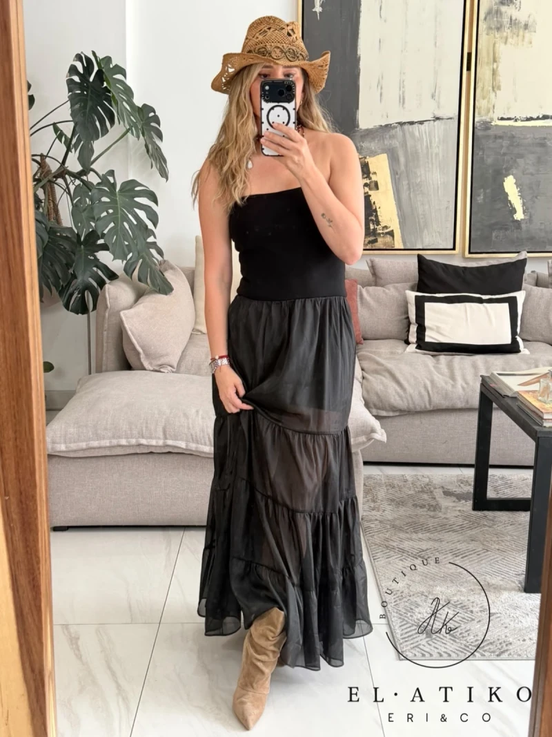 Vestido strapless con transparencia