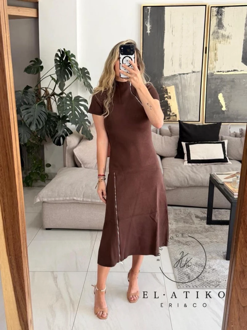 Vestido con cierres