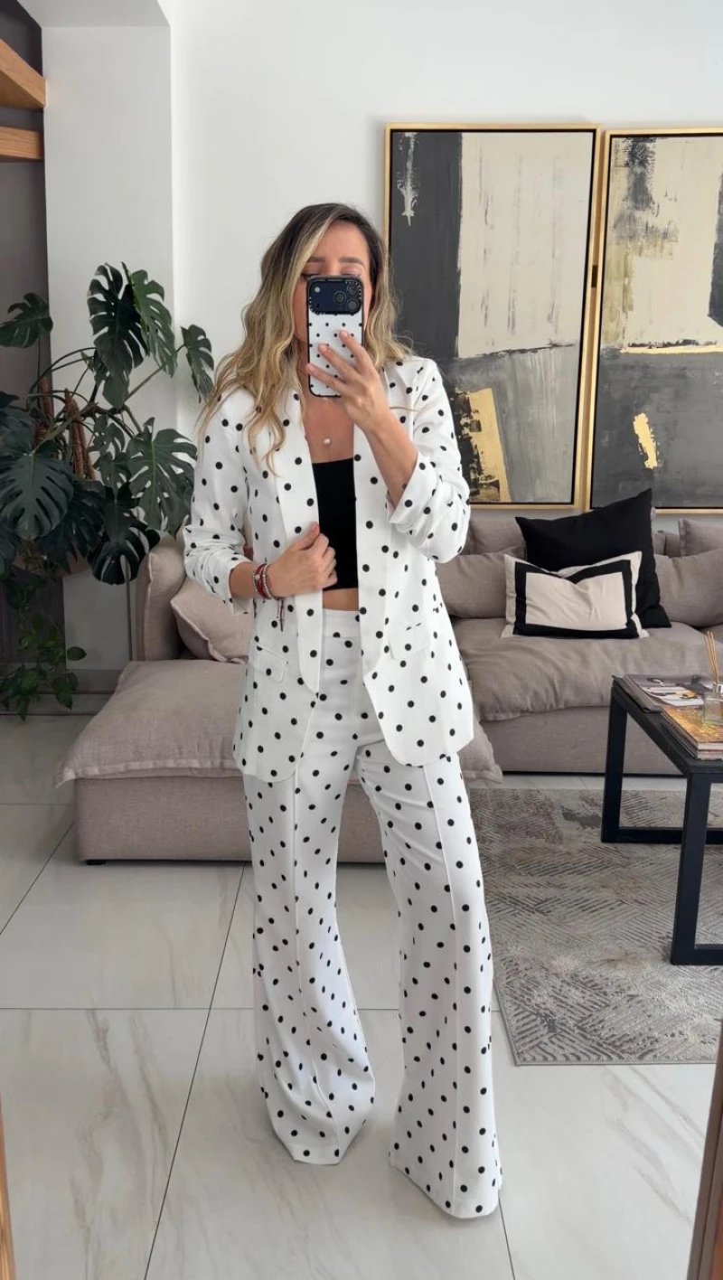 Blazer polka dots