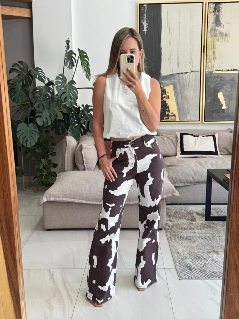 Jeans blancos cow print