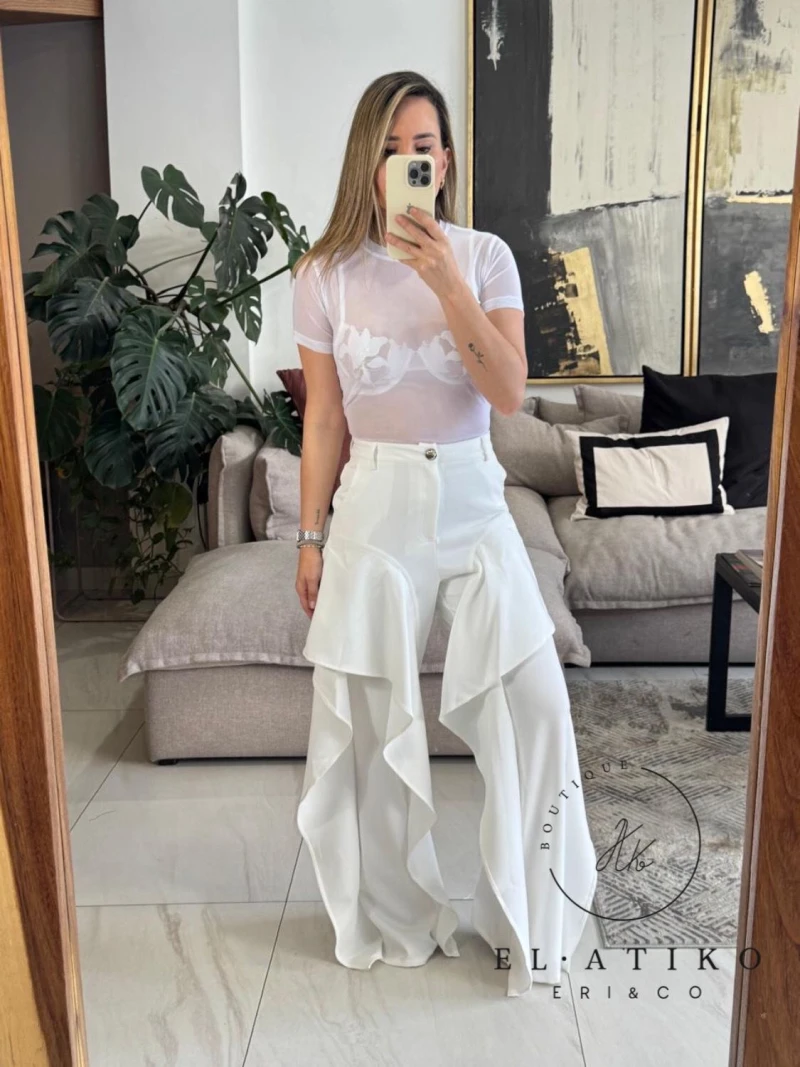 Pantalón blanco con olanes 