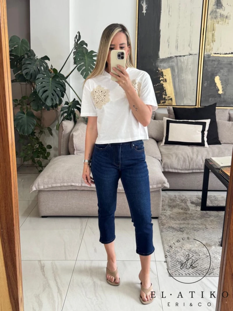 T-shirt blusa corchete 